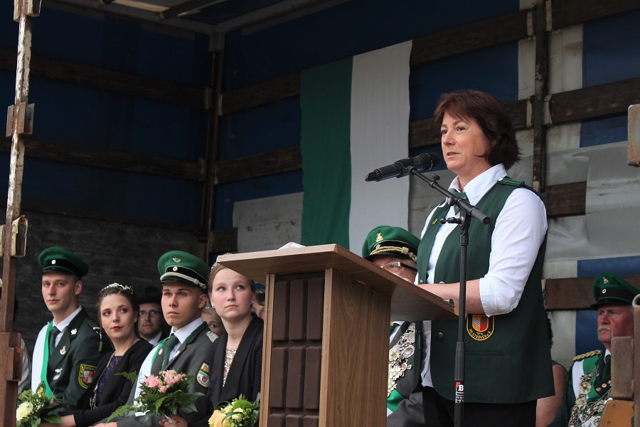Die Landtagsabgeordnete Bianca Winkelmann ist selbst Mitglied im Schützenverein und setzt auf die Förderprogramme zugunsten des Brauchtums.