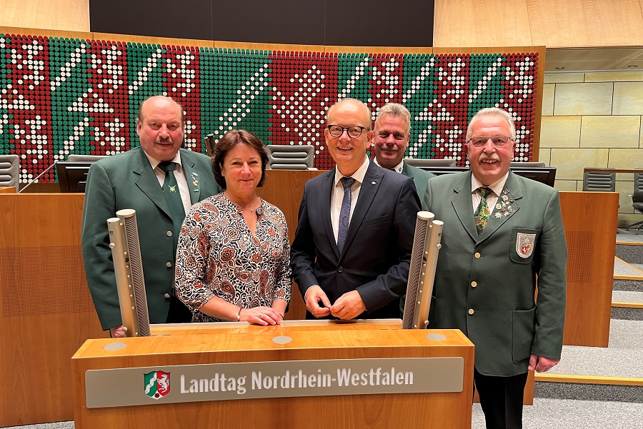 850 Schützen treffen sich im Landtag